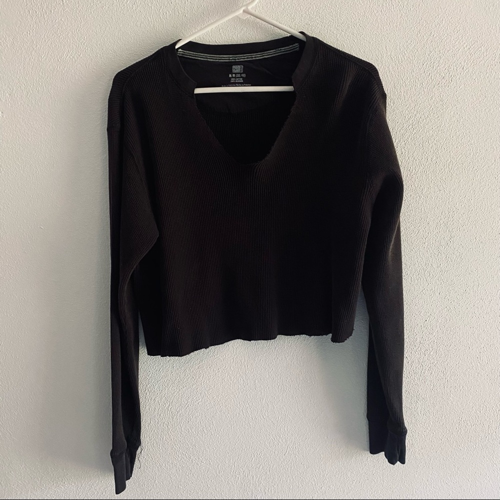 Faded Glory black waffle print cropped long sleeve tee